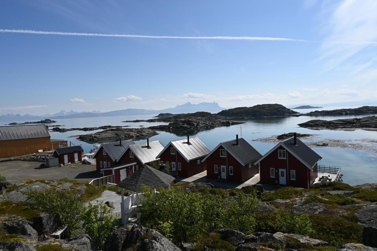 Offersoy Feriesenter Hotell Exteriör bild